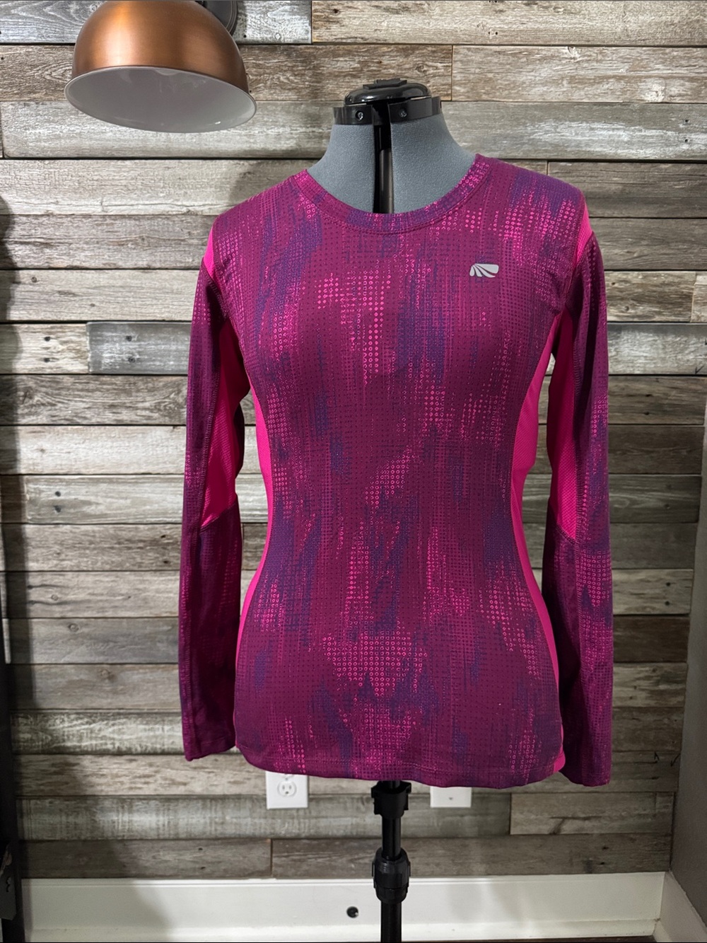 Marika Magenta & Plum Long-Sleeve Performance Tee